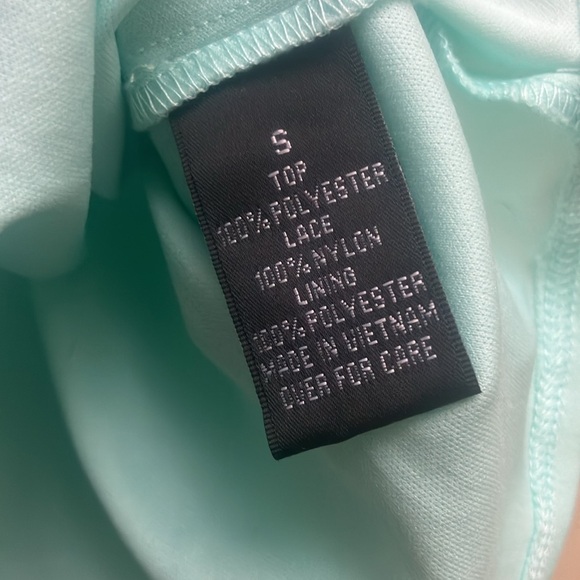 BCX Aqua Ruffle Front Lace Back Sleeveless Blouse Top - Picture 9 of 10